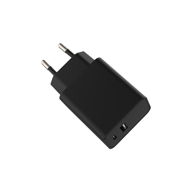 USB-A + USB-C OPLADER ZWART 5V 3A  €7.95incl